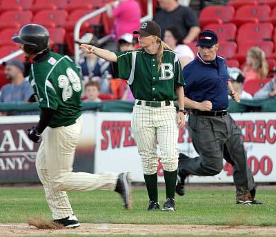 �`�F���V�[�E�x�C�J�[�A�W���X�e�B���E�V�[�K��